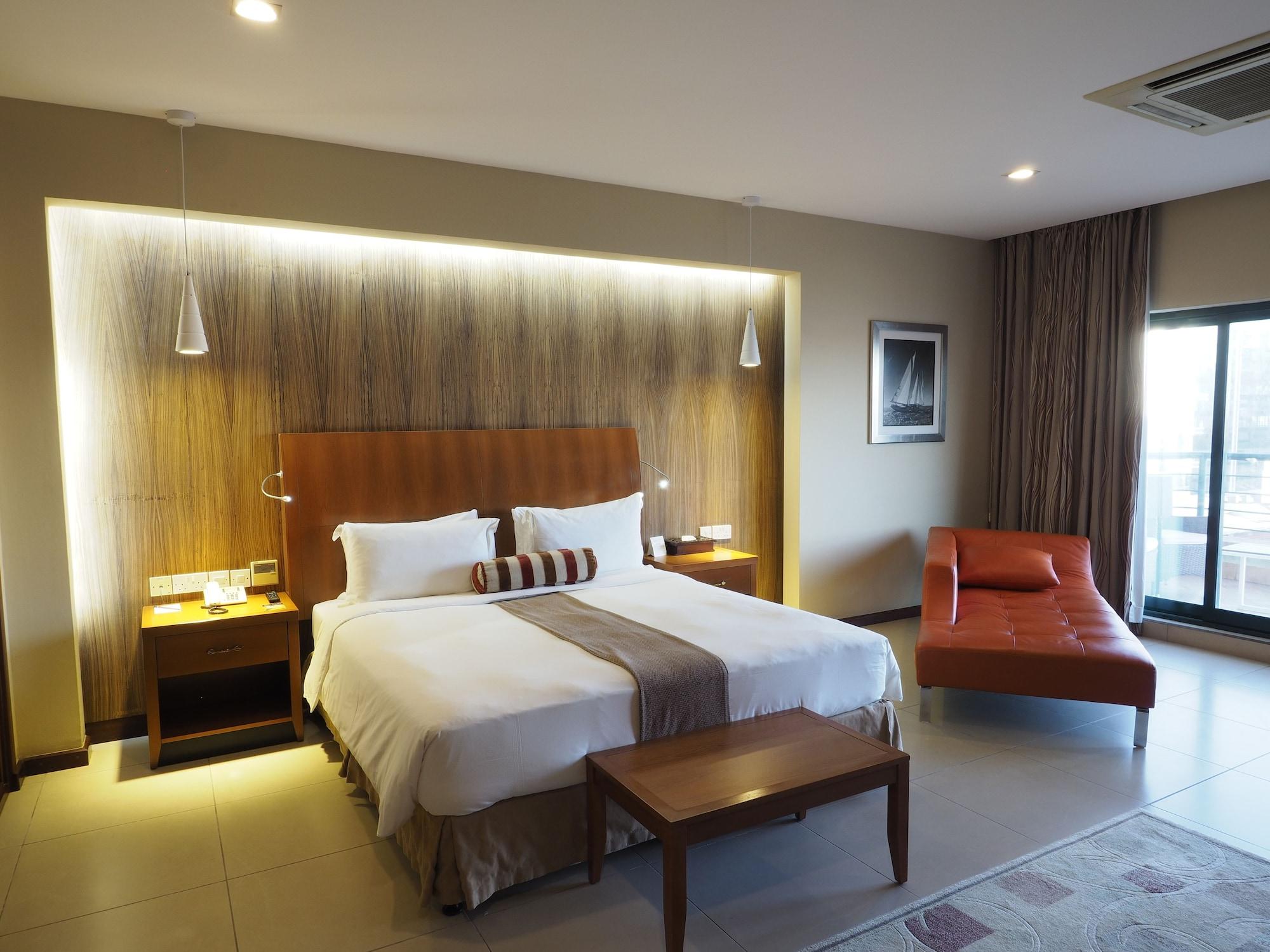 Hotel Harbour View 4*