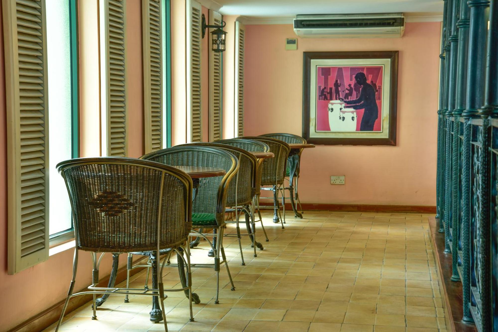 Harbour View Hotel